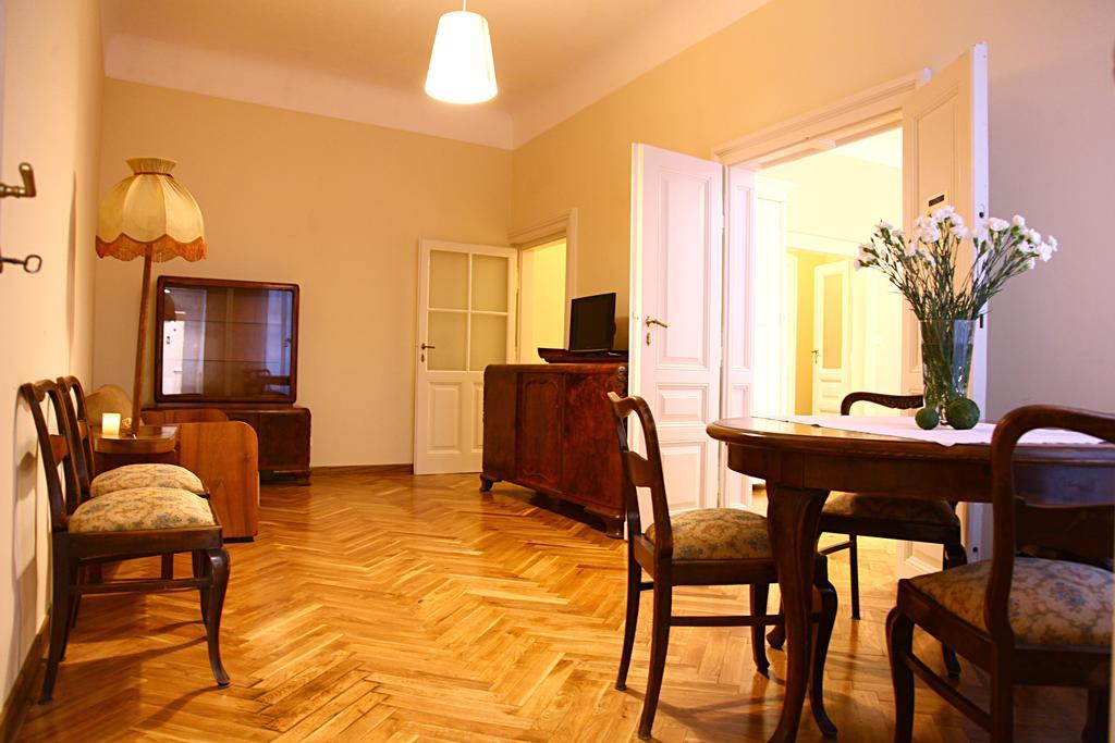 Apartamenty Muzyczny Kraków Exteriör bild