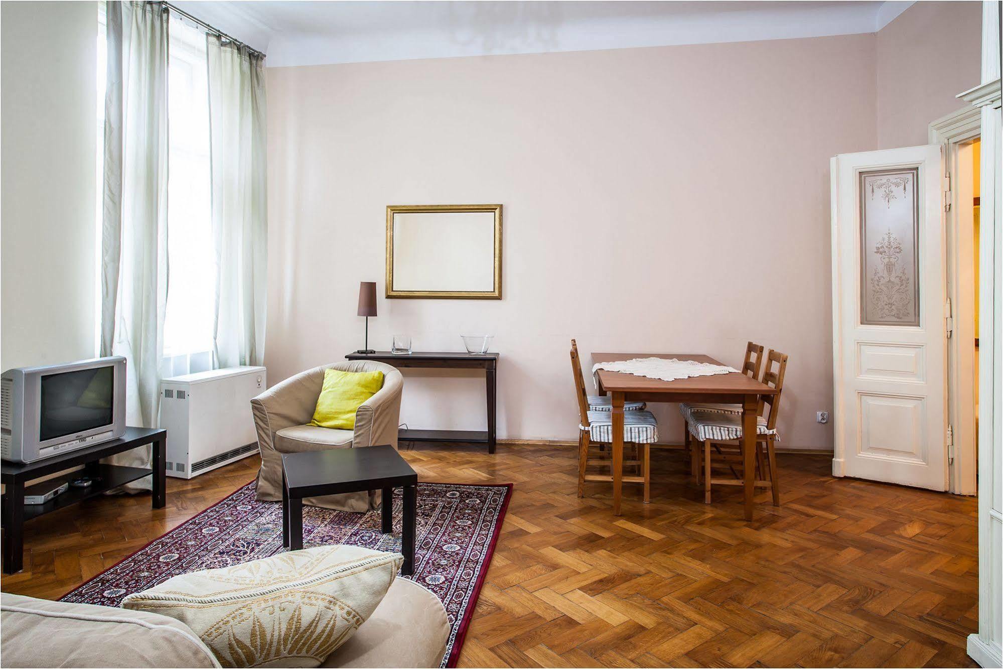 Apartamenty Muzyczny Kraków Exteriör bild