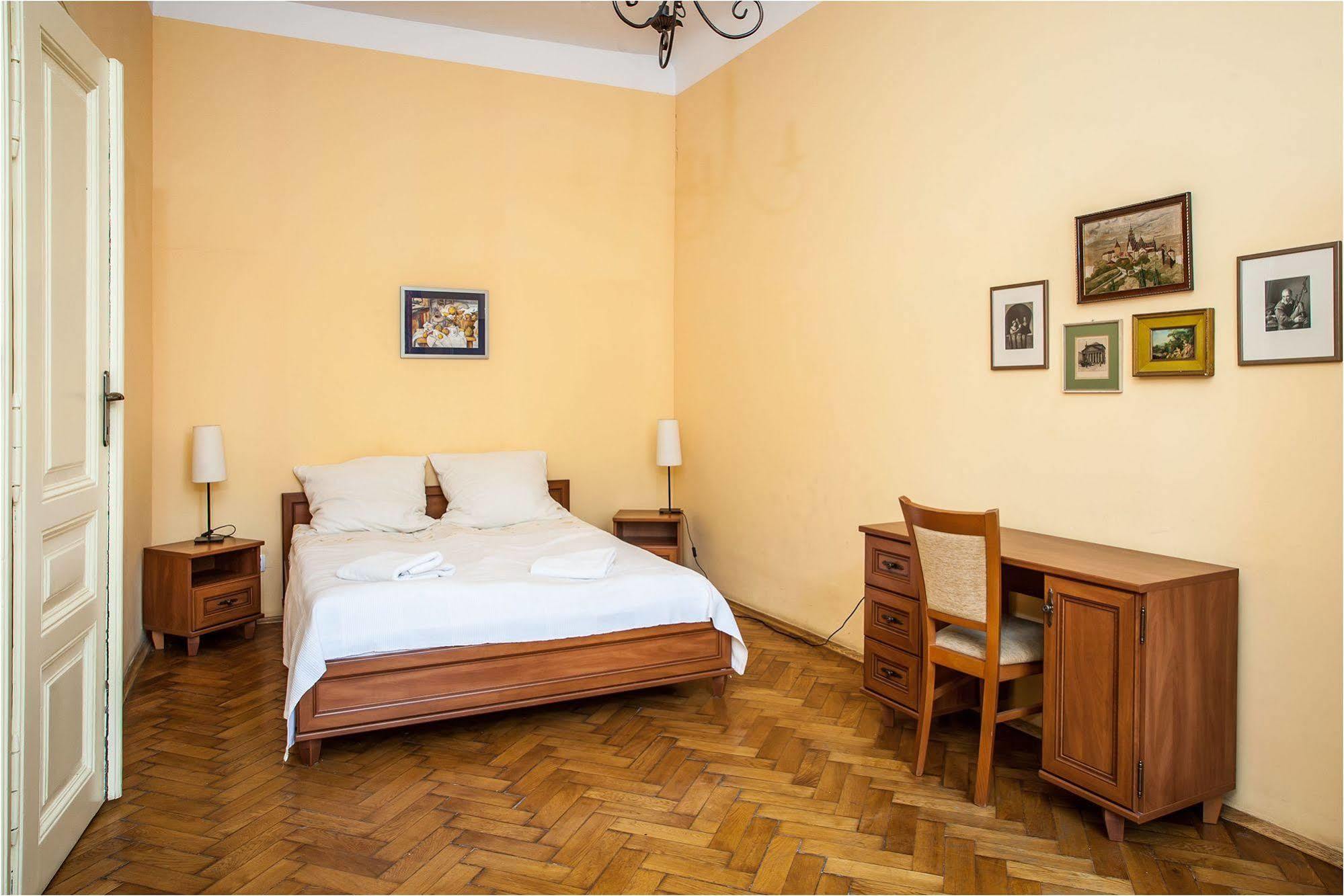 Apartamenty Muzyczny Kraków Exteriör bild