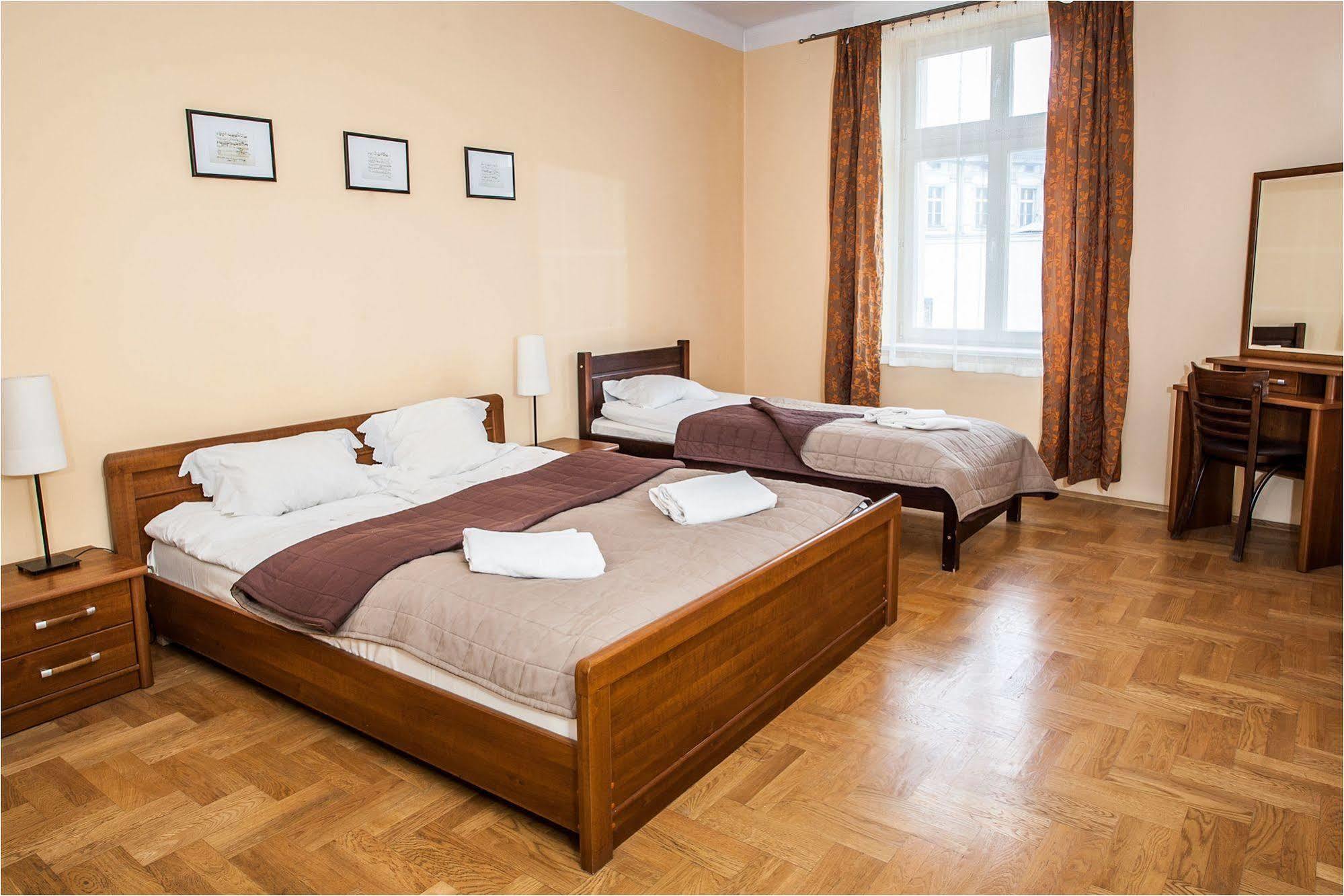 Apartamenty Muzyczny Kraków Exteriör bild